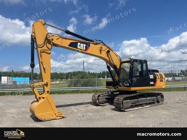 Cat 320D2 Tracked Excavator
